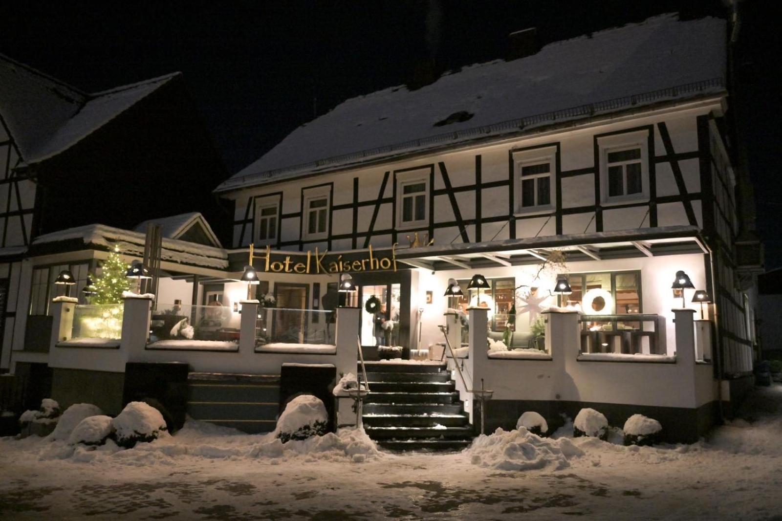 Hotel Kaiserhof Medebach Exterior photo